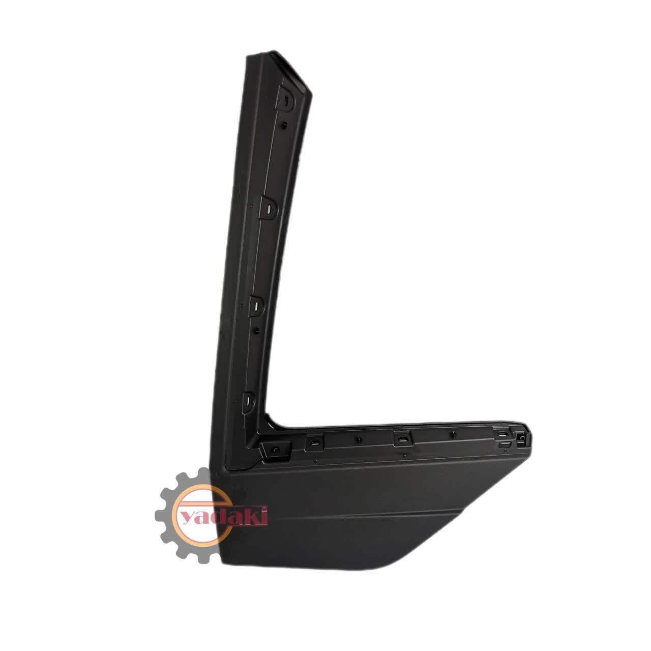 78528778.jpg قاب پلاستیکی پایین درب کابین چپ FH500 نیوفیس اصلی - تصویر 1