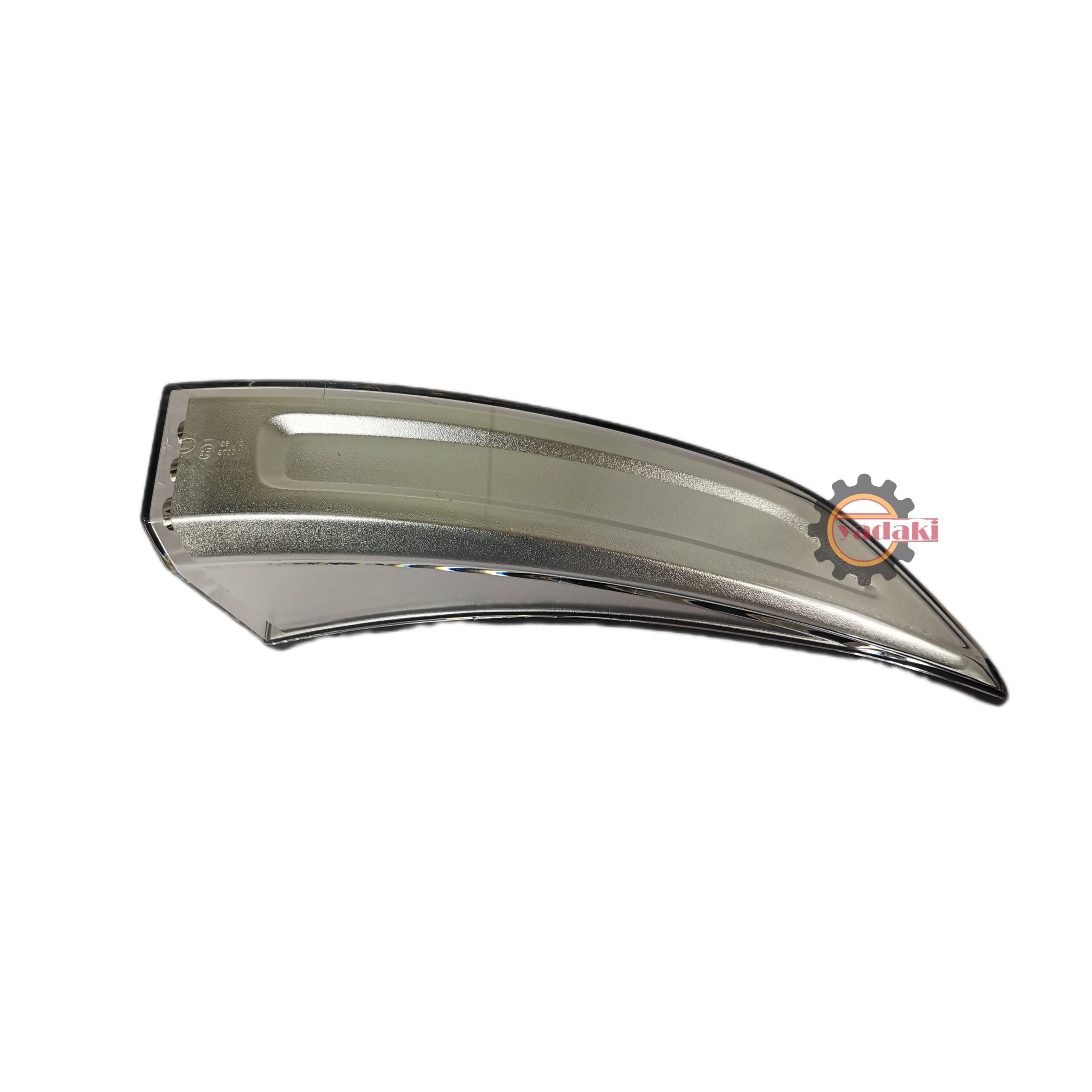 ۲۳۳۸۶۷۸۱-۸۲۱۵۱۲۰۵-111010-scaled-1.jpg چراغ راهنما FH500 FH4 ویگنال راست - تصویر 1